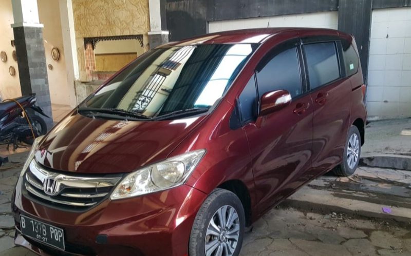 Honda freed 2012