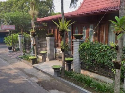 Jual rumah di manahan