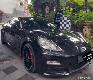 Porsche surakarta
