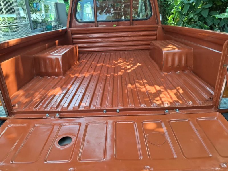 LUV 4x4 pickup