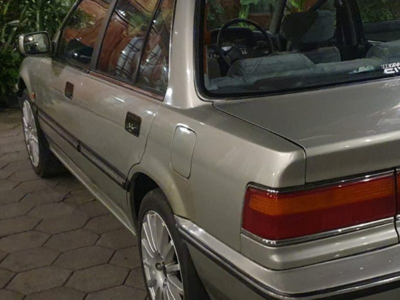 Grand Civic 1990