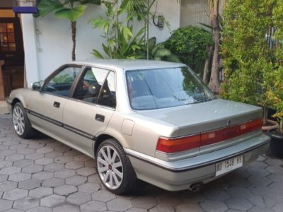 Grand Civic 1990