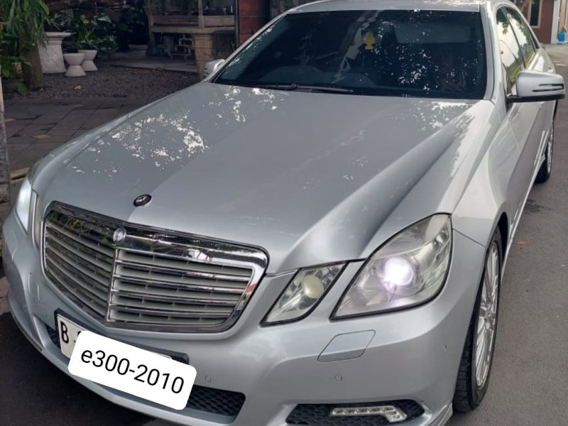 Mercedes E300