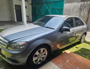 Mercedes solo raya
