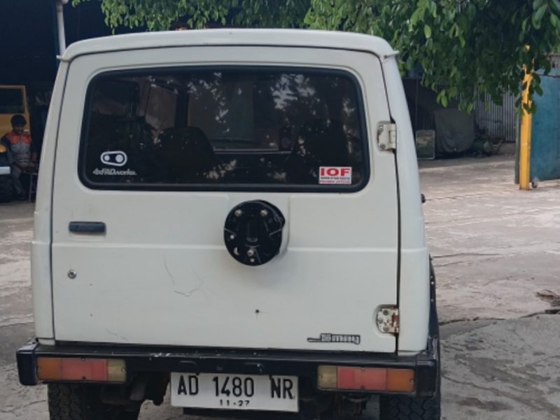 Jimny 1982 atap trepes