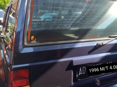 Jeep Cherokee AD solo